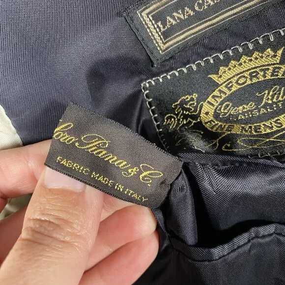 Canali Loro Piana Wool & Cashmere Navy Blazer 46R 46L Crest Buttons Sport Coat